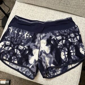 Lululemon Speed Up Low-Rise Lined Short